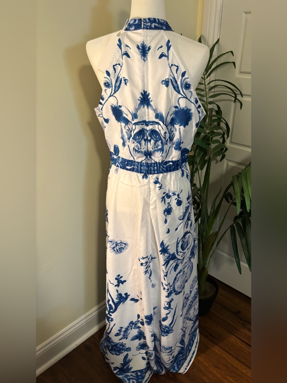 Blue & White Floral Halter Maxi Dress - Picture 3 of 5